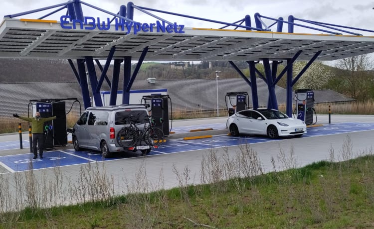 Ecobusje – Camping-car électrique pour deux personnes d'Ecobusje