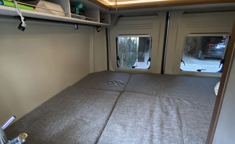 Pössl Summit Shine 540 campervan from 2022 for 2 people