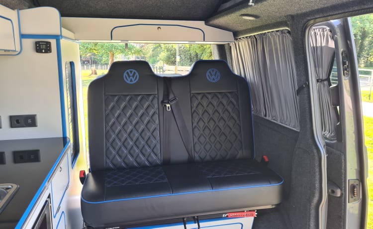 Valerie – VW T6 2021 Nagelneuer Camper-Umbau