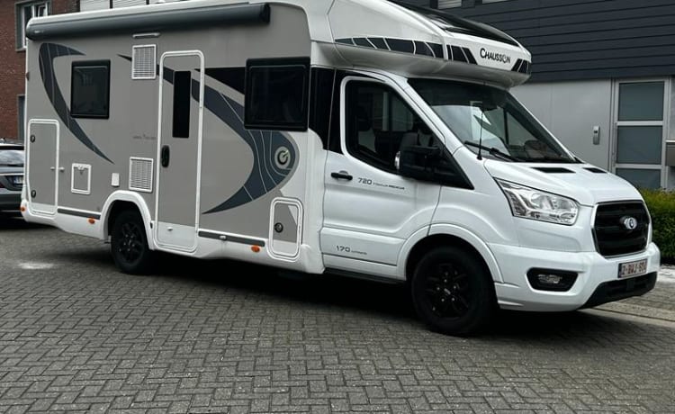 4p Chausson semi-integrated from 2022