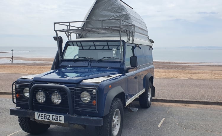 Blue Belle – Land Rover-camper voor wildkamperen met het hele gezin