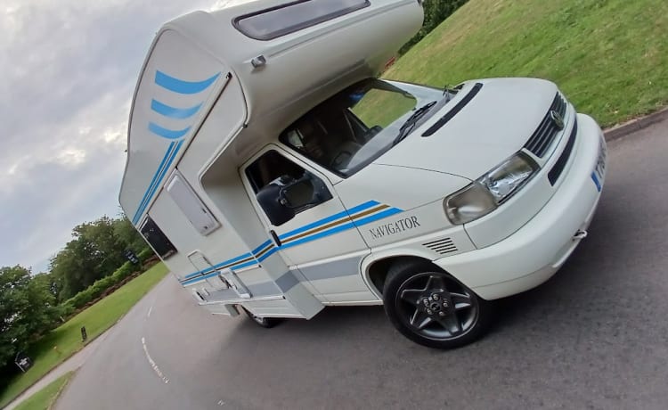 VW Navigator – 4 berth Volkswagen Coachbuilt U shape lounge semi-integrated from 1999