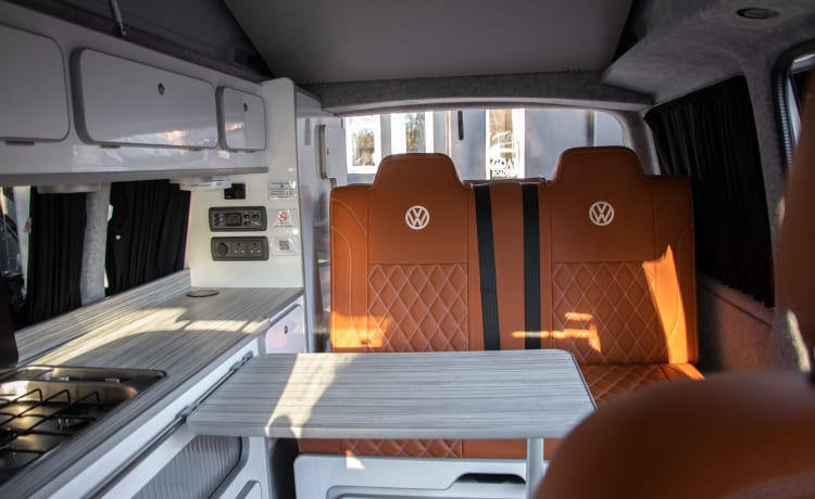 Alberto – 2021 VW T6.1 Professional Hire