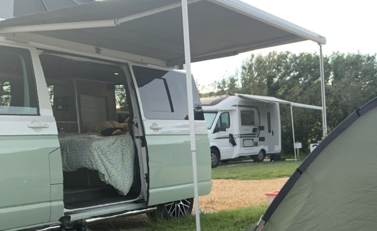 ELMA – Le camping-car VW prêt pour l'aventure....