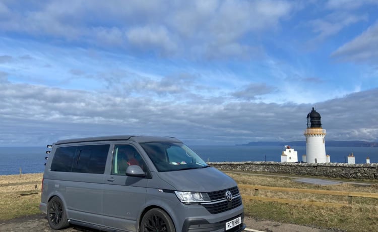 Legend – 4 berth Volkswagen campervan from 2021