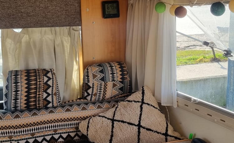 Hummer 2  – Leuke Hymer camper voor nieuwe avonturen.