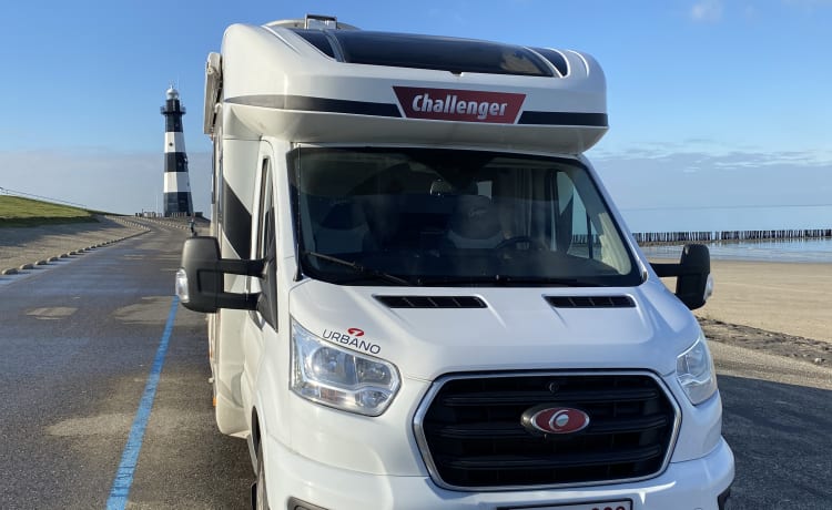 Kwist Bus –  4 p Ford 2020 met airco in woongedeelte - Camper Challenger