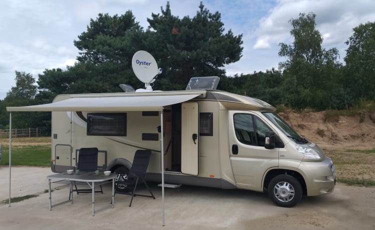 Luxe 2 pers. camping-car confortable, plaisir sans soucis!