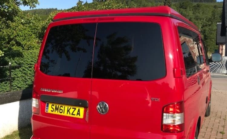 Stan – Volkswagen Campervan mit 4 Schlafplätzen - Stan