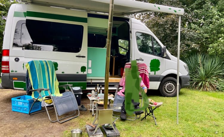 Greetadventure – Mercedes Sprinter, geheel zelfvoorzienend