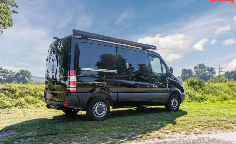 Mooie buscamper – 7p Mercedes-Benz campervan uit 2013