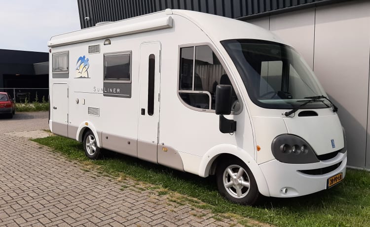 Heerlijke Camper – Knaus integral top camper