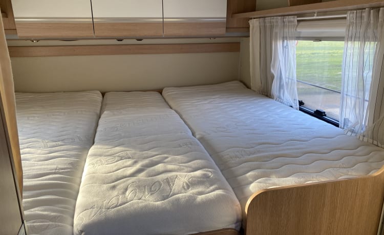 Billy – Hymer Carado with length beds, very suitable for tall people