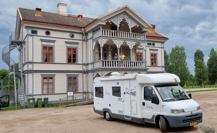 4p Fiat semi-integrated uit 1997