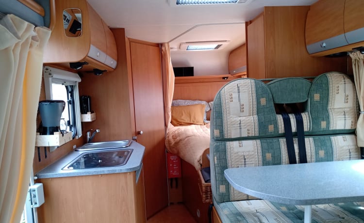 Compact Complete Camper