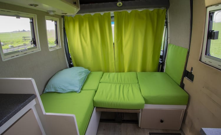 off-grid 2p Ducato buscamper