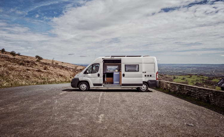 Debbie – Moderner Luxus-Camper ohne Netzanschluss