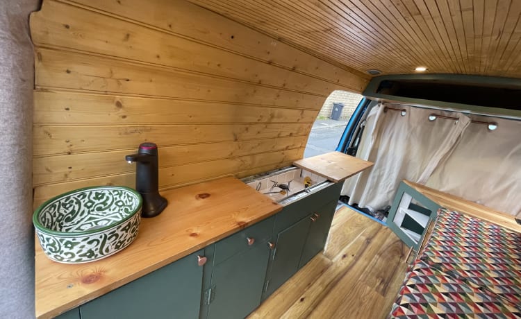 Gloria  – Cosy VW micro camper - adventure ready