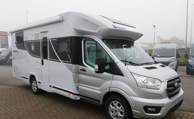 2. Ford Benimar Cocoon 463 voor 4 personen (Model 2024)