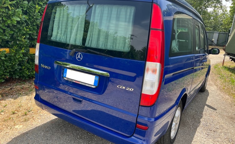 Blu – Mercedes Benz Viano Marco Polo 4 Sitze