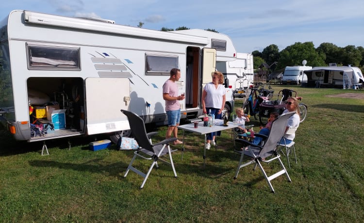 Camping-car familial spacieux et charmant pour 6 personnes