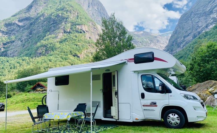 De Alkoof – Super camper con 5 posti letto fissi! (2018)