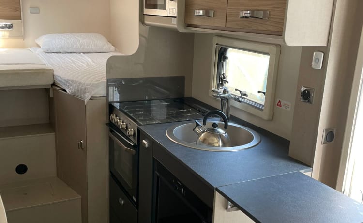 6 berth Swift Edge 476 from 2022