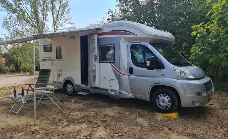 Prachtige luxe 4 pers camper 