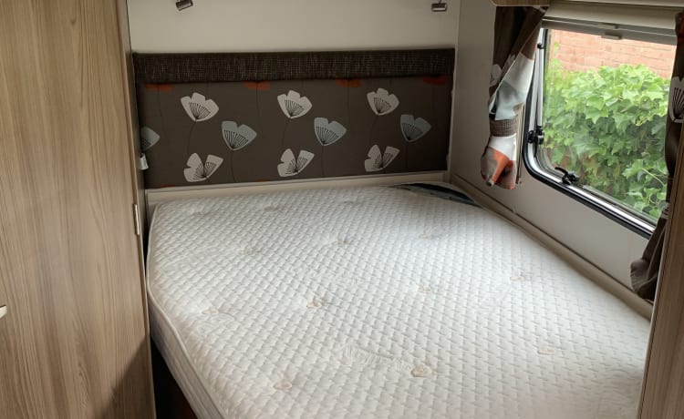 Simply The Best – Modello Swift Camper 4 Posti letto 2017 (Miss Suzi Swift)