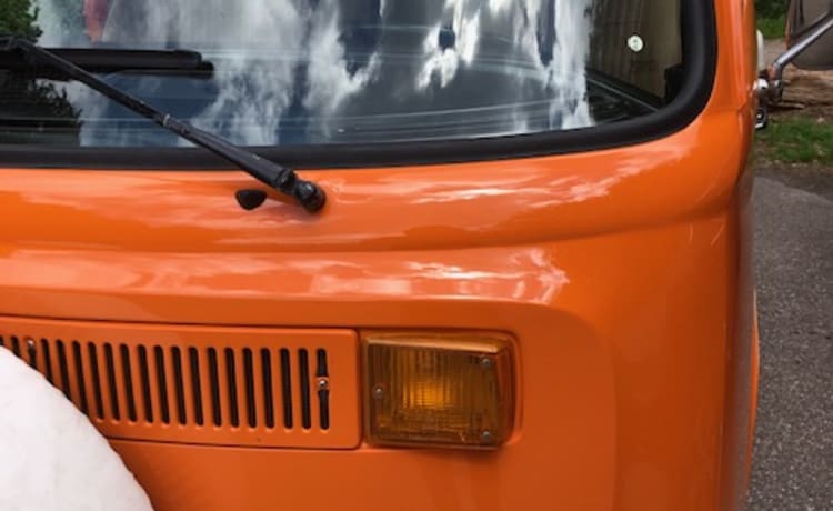 Orange  – Hippe Oranje retro Volkswagen T-2 Camper