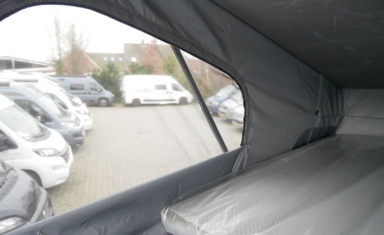 Chausson 6, Bus Camper 6 Mtr With Sleeping Lifting Roof, Up To 6 Pers Sleep!!