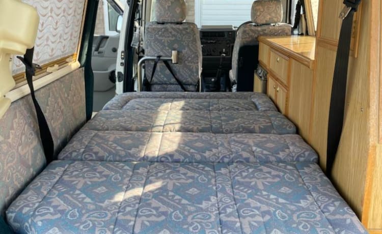 VW T4 Trooper Pop Top Campervan – Volkswagen T4 Trooper Coach Built Pop Top Campervan