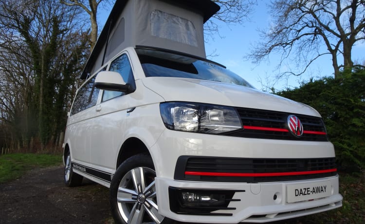 'Harley' VW T6 Camper