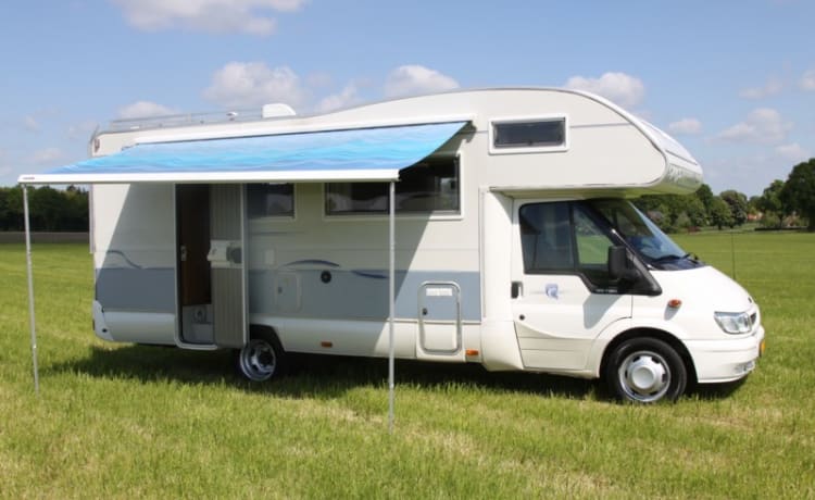 Super Brig 678 (2) – Leuke Super Brig 678 (2) camper voor 7 personen