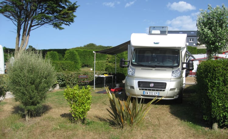 Soc – Wohnmobil verfügbar Finistère Douarnenez