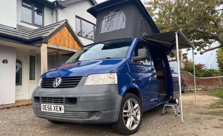 Barnie – T5 VW (2007), Blue Pop-Top (LWB)