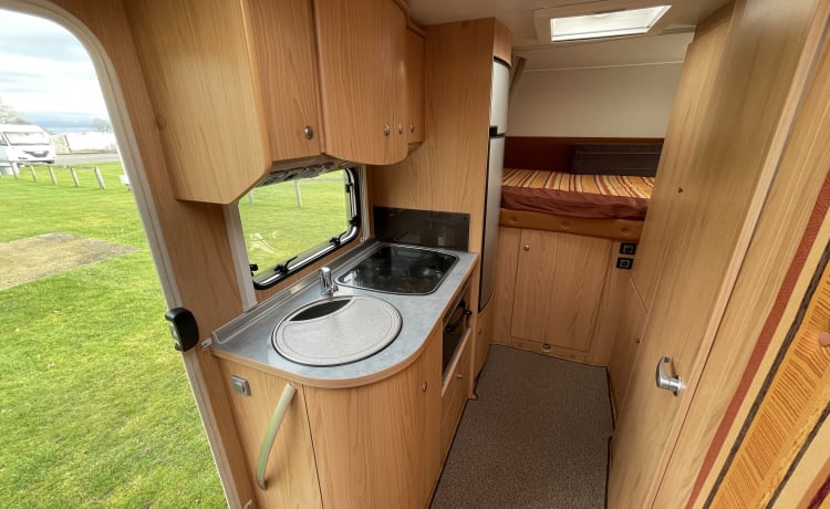 Dolly – 4 berth Renault Motorhome