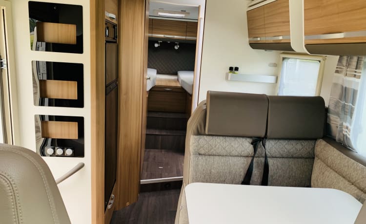 Adria Matrix 670 SL Modell 2019 (4-5 Pers./komplett. für den Urlaub)