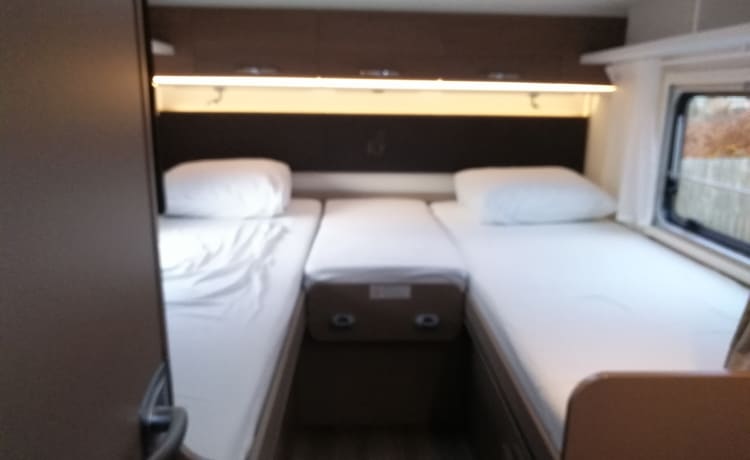 for rent beautiful new integrated motorhome