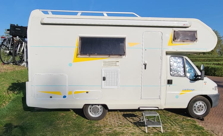 Kompletter Fiat Ducato mit Carthago Aufbau