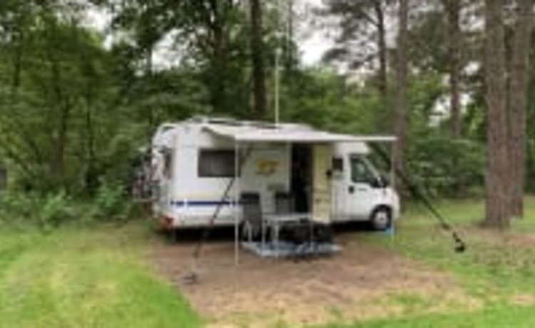 Camper Odie – Camping-car Odie - Bürstner T602