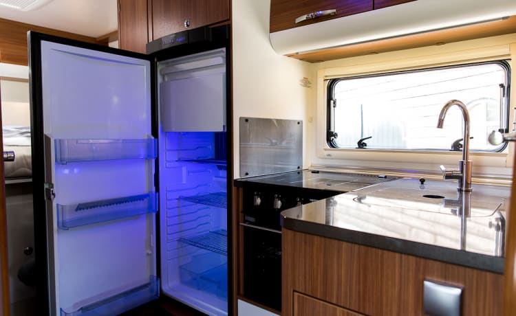 Luxe ruime 5 persoons Adria Matrix 680 SP 