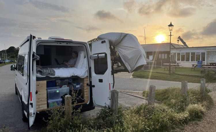 Off-Grid-Luxus-Volkswagen Crafter 2020 (3 Schlafplätze)