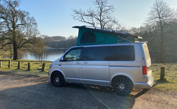 Indy – Indy - Camper per famiglie VW T6 - Aria condizionata, riscaldamento