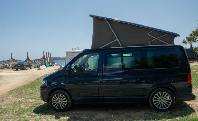 4p Volkswagen bus uit 2013