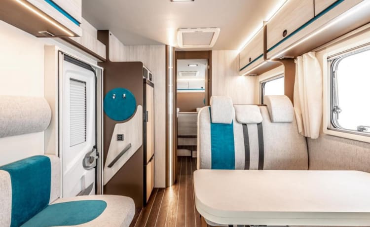 Moby – Luxe 5 pers. camper 2024 - automaat + wifi mogelijkheid