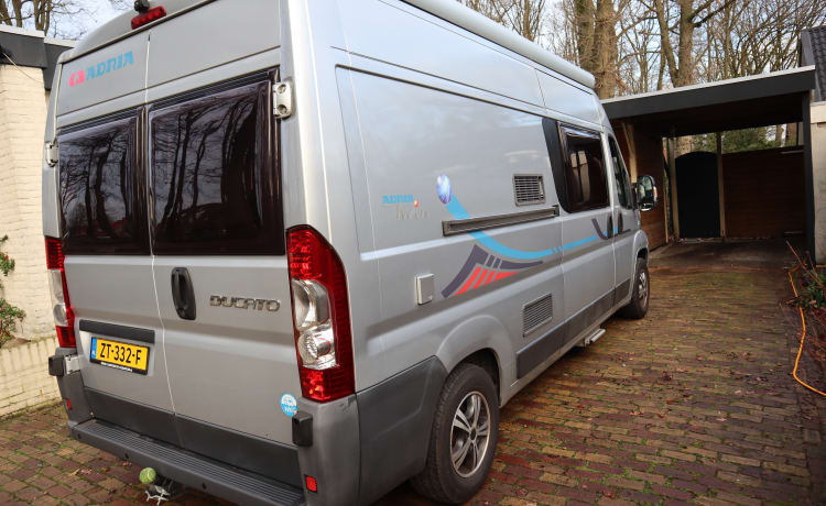 Heerlijke bus camper Fiat ducato