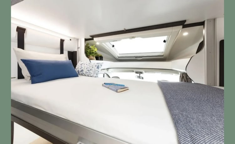 6. Amico – Luxury Motorhome Benimar Tessoro 463 Nortautokapp