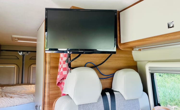 Tourer 6.4 – Autobus 2p Carado del 2019