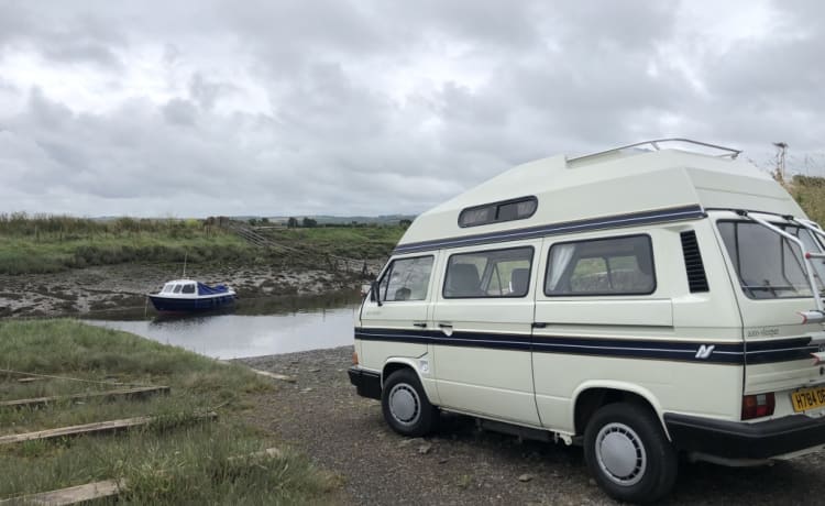 Camper VW T25 con traversina automatica (Nord Devon)